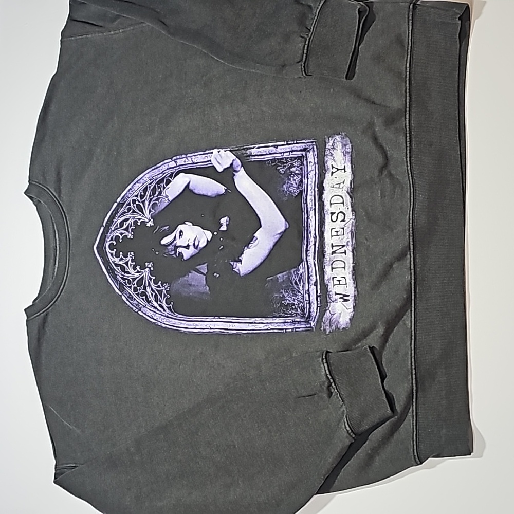 Wednesday Youth Sweatshirt Size XL